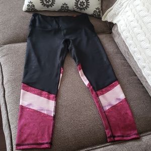 RBX black & pink paisley capri athletic leggings